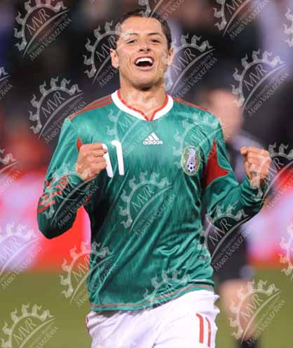 25 de febrero de 2010 - Javier Hernández, Foto Barrera